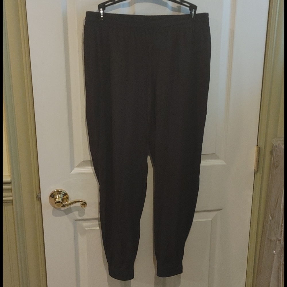 Amercrombie dressy joggers (m)